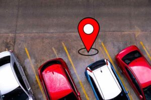 Punto segnalato da Google Maps vicino a un'auto parcheggiata